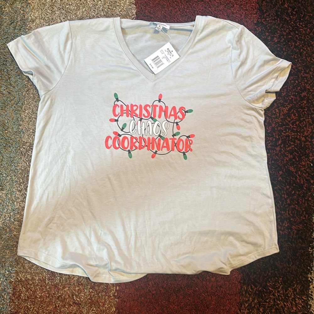 Cute Christmas T shirt! SIZE EXTRA LARGE